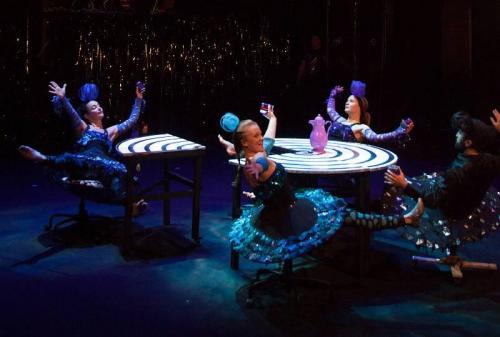 TEATTERIA, TANSSIA JA SIRKUSTA